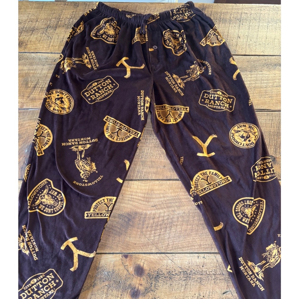 Yellowstone Dutton Ranch Mens Brown Yellow Graphic Fleece Pajama Pants Size M